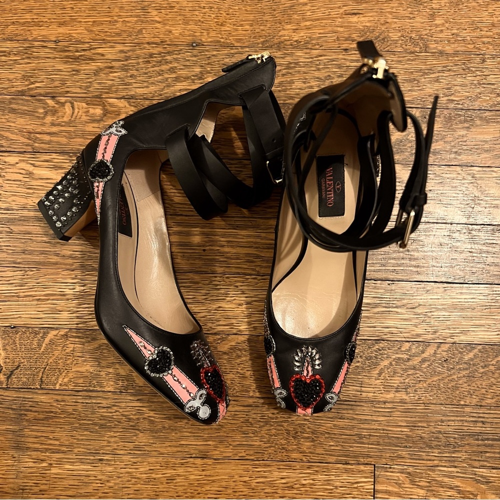 Valentino Garavani Love Blade Embellished Leather Pumps